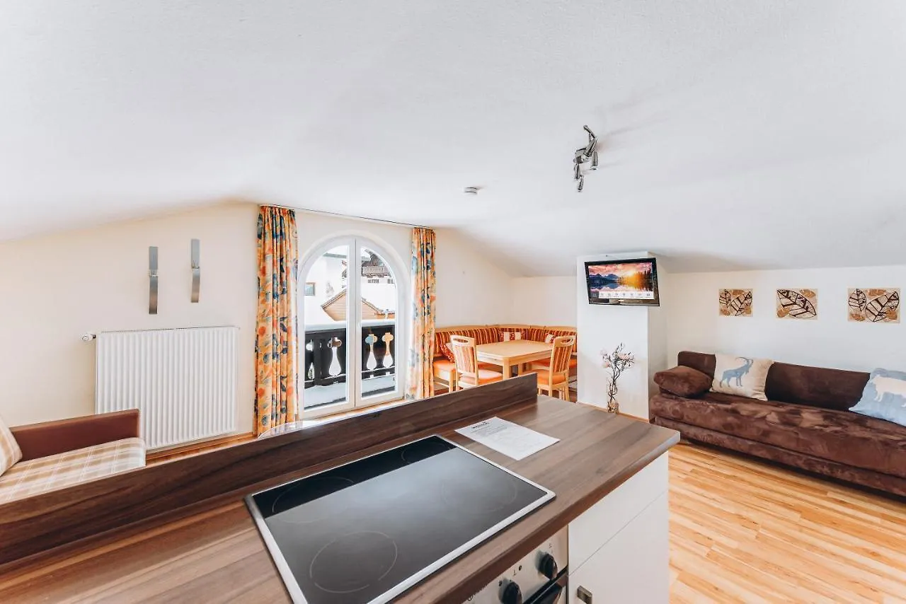 Weidegg - Hotel Garni Гармиш-Партенкирхен