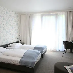 https://senats-hotel.topcolognehotels.com